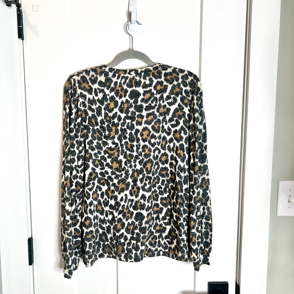 J. Crew Supercozy Puff Sleeve Pullover in Leopard Print Lyocell Size Medium NWT - Picture 6 of 6